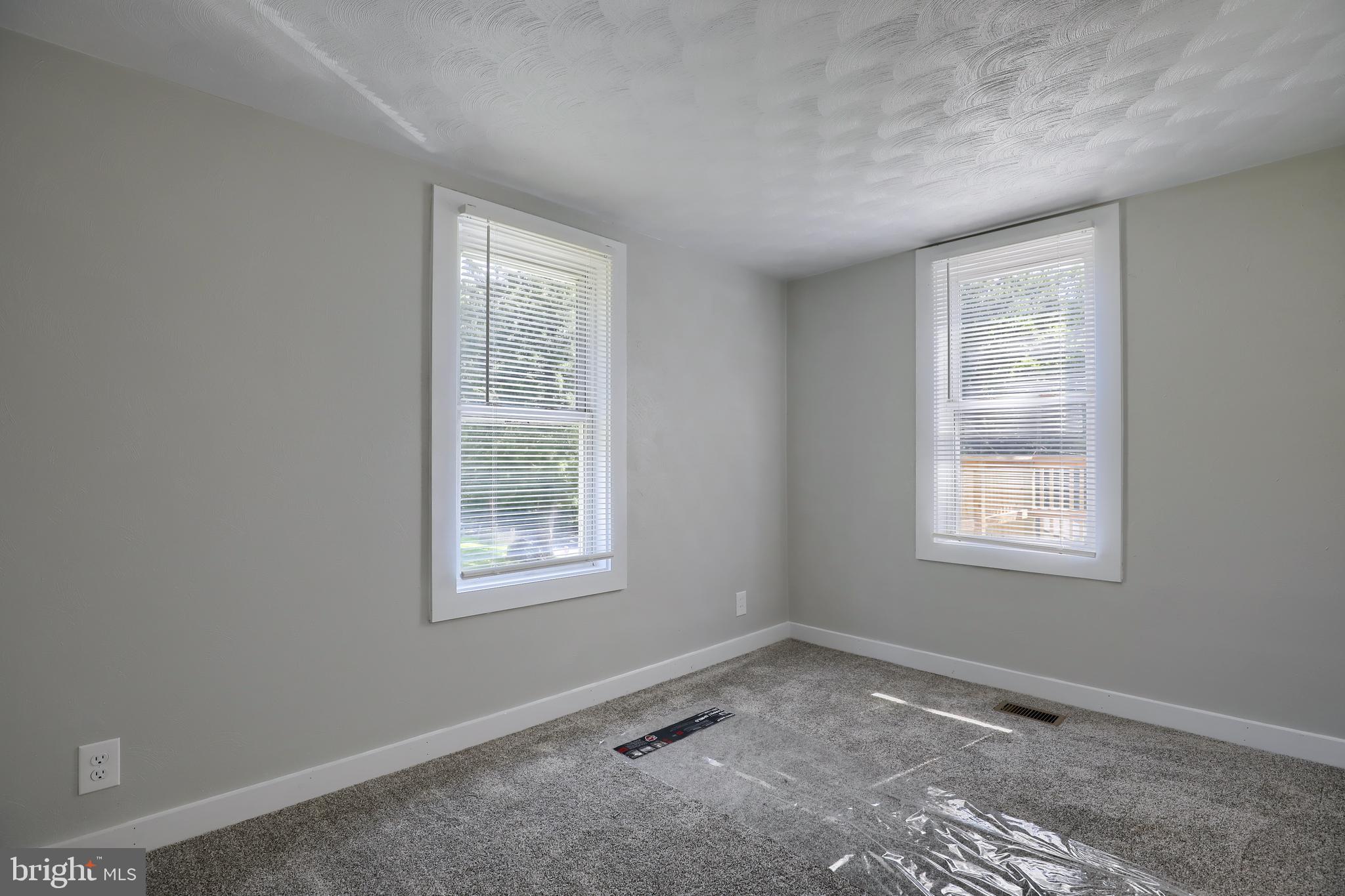 165 Creek Road Manchester, PA 17345 - Photo 10 of 40 Gallery Image 10