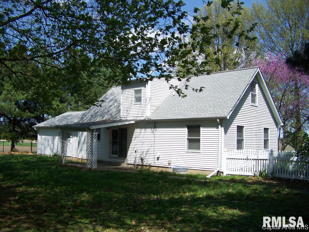 10137 North Pawnee Road Pawnee, IL 62558 - Photo 25 of 30