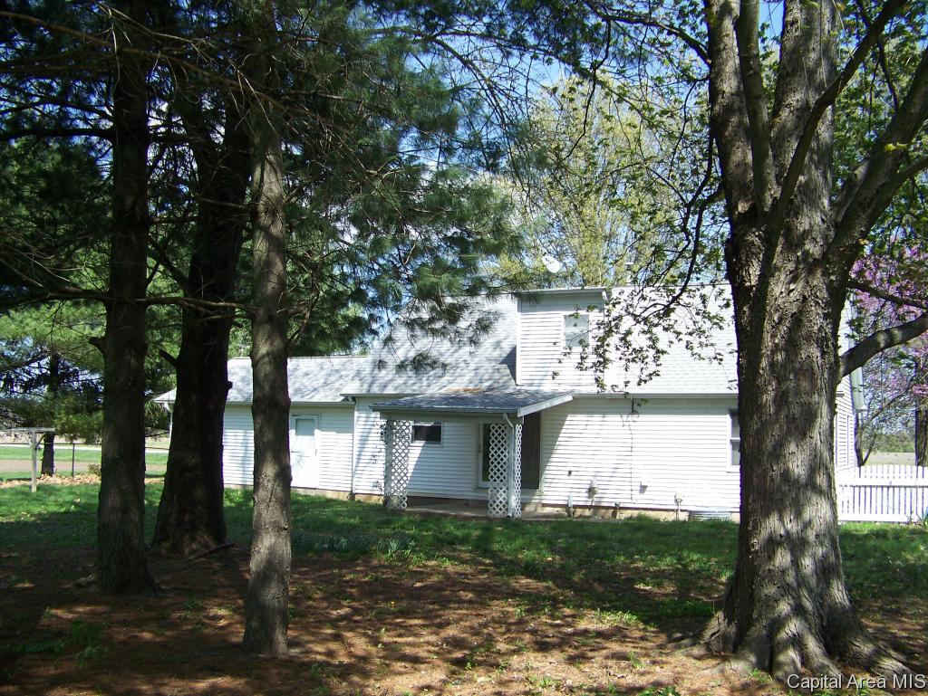 10137 North Pawnee Road Pawnee, IL 62558 - Photo 26 of 30