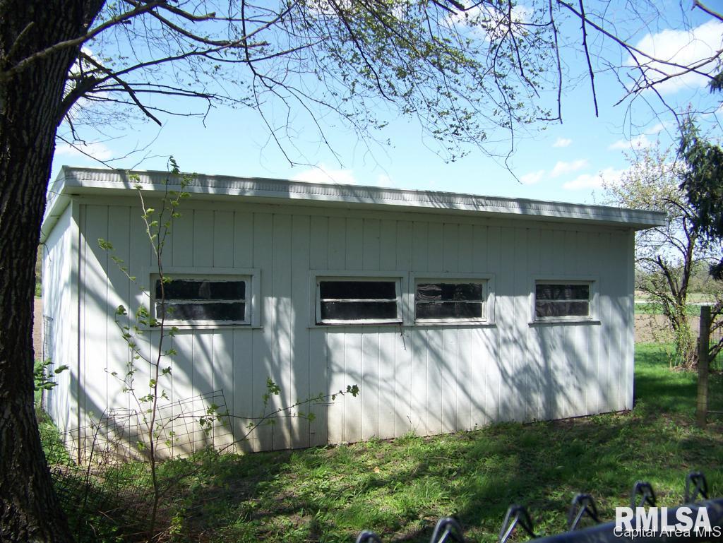 10137 North Pawnee Road Pawnee, IL 62558 - Photo 29 of 30