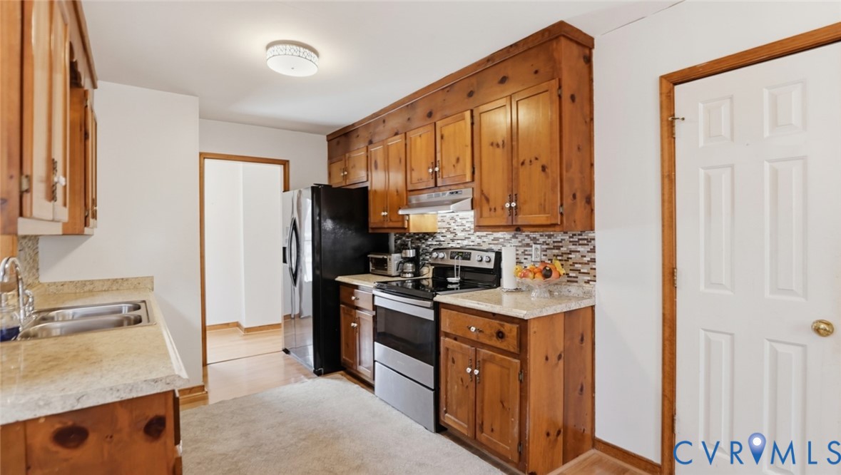 9732 Ladue Road North Chesterfield, VA 23237 - Photo 13 of 40