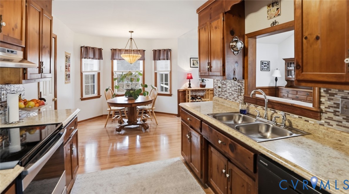 9732 Ladue Road North Chesterfield, VA 23237 - Photo 22 of 40