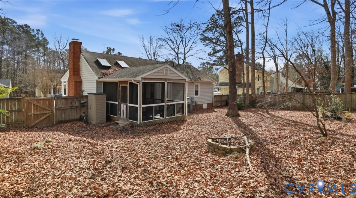 9732 Ladue Road North Chesterfield, VA 23237 - Photo 34 of 40