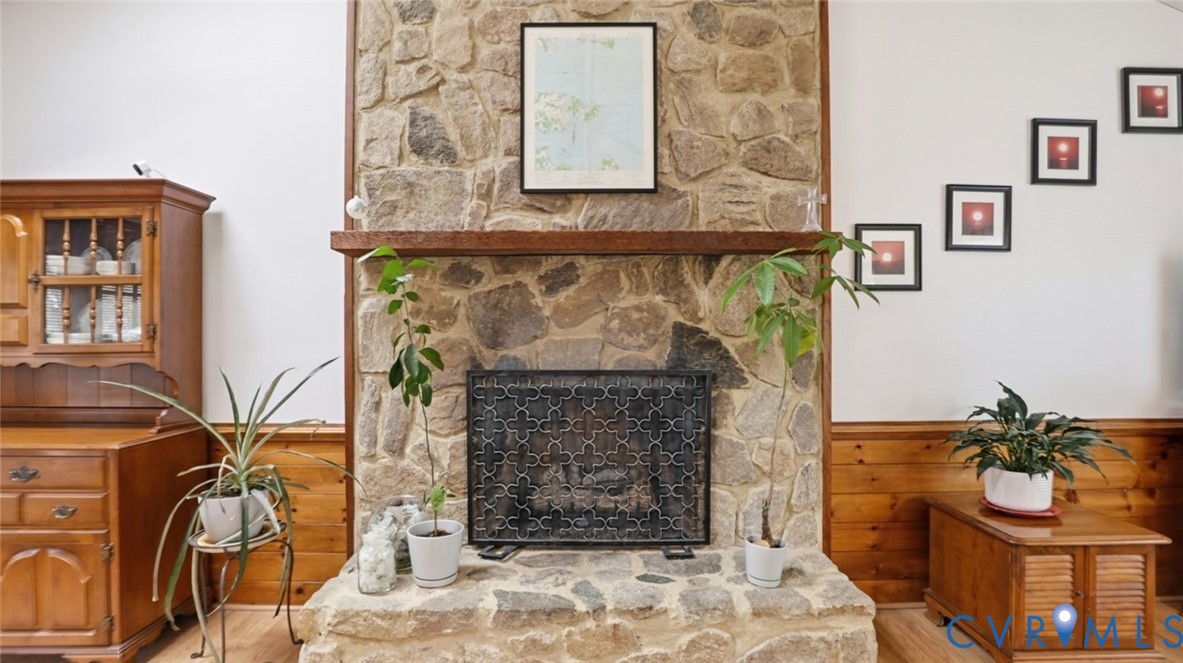 9732 Ladue Road North Chesterfield, VA 23237 - Photo 6 of 40