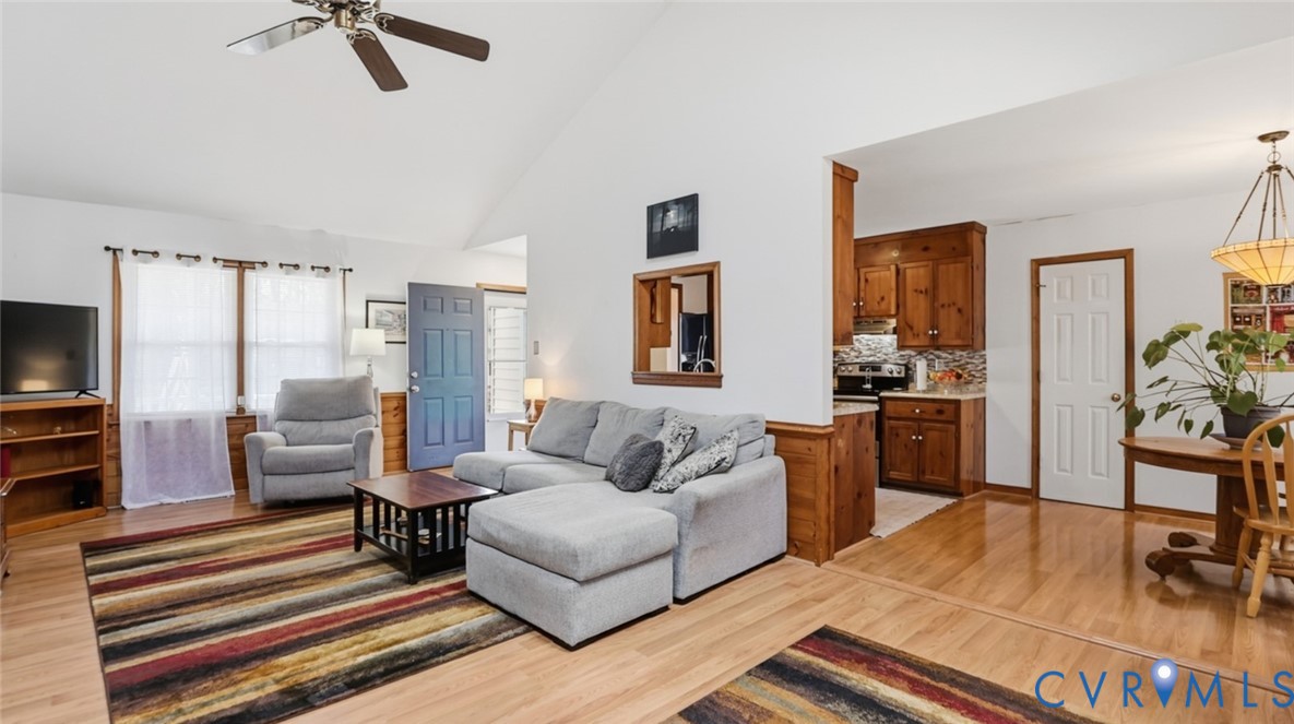 9732 Ladue Road North Chesterfield, VA 23237 - Photo 8 of 40