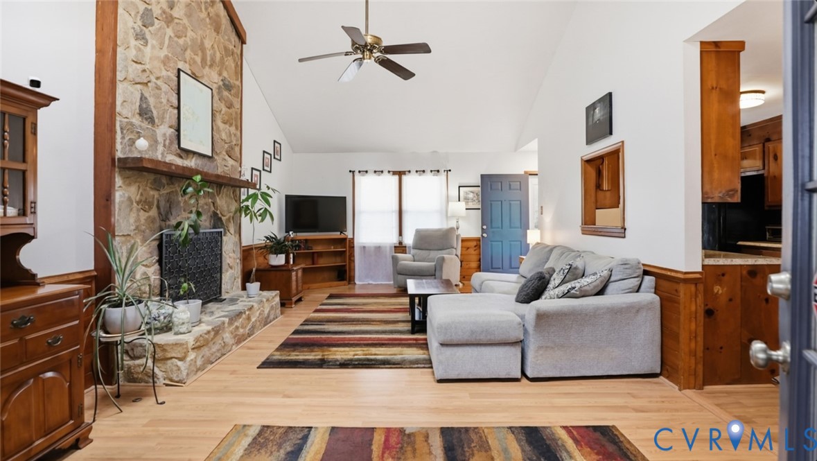 9732 Ladue Road North Chesterfield, VA 23237 - Photo 10 of 40