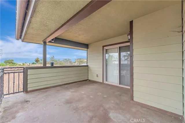 a view of outdoor space