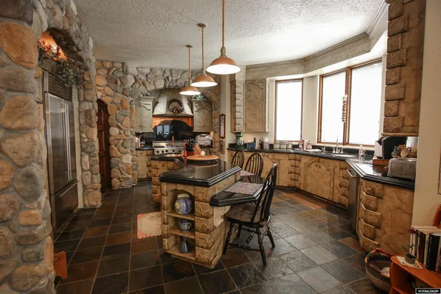 $4,500,000 | 2899 Big Horn Avenue, Sheridan, WY 82801