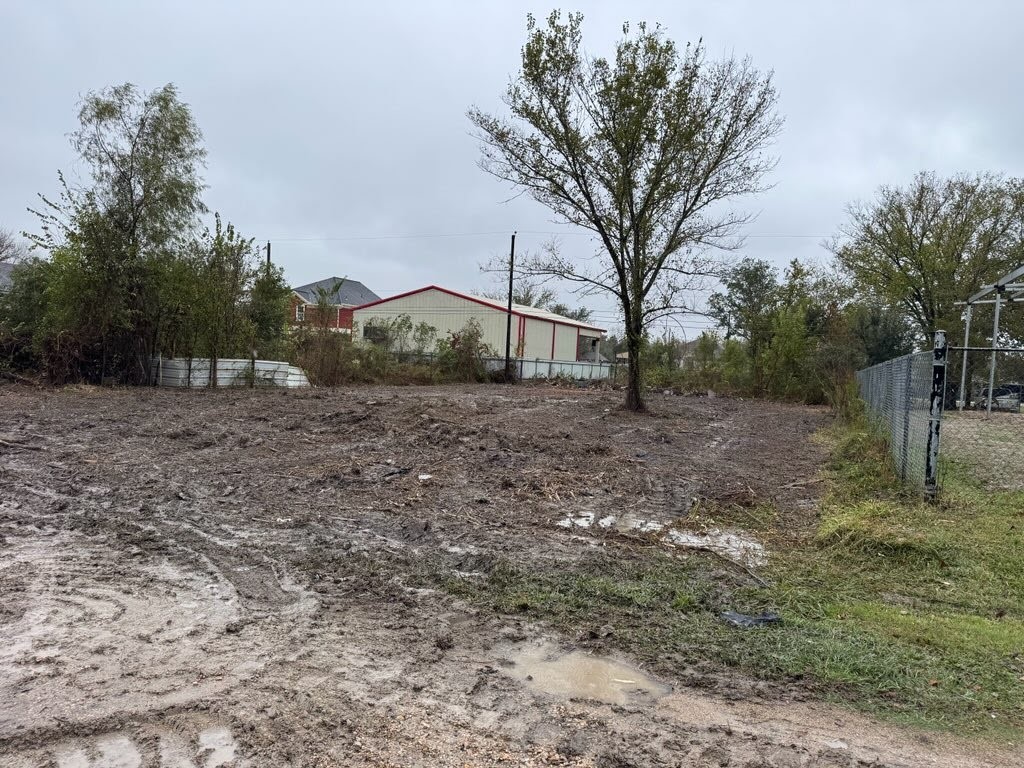 0 Cameron Drive Rosharon, TX 77583 - Photo 1 of 2 a view of a yard with large trees