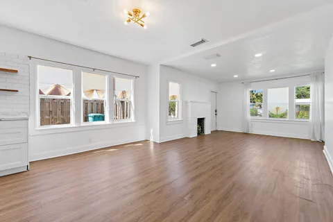 $399,900 | 120 Northwest 4th Avenue, Boynton Beach, FL 33435