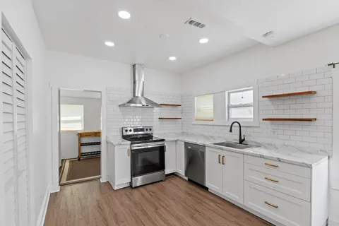 $399,900 | 120 Northwest 4th Avenue, Boynton Beach, FL 33435