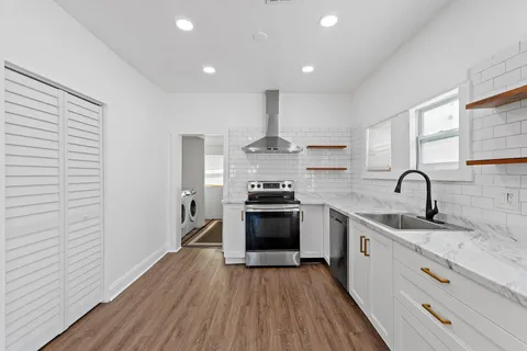 $399,900 | 120 Northwest 4th Avenue, Boynton Beach, FL 33435