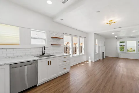 $399,900 | 120 Northwest 4th Avenue, Boynton Beach, FL 33435