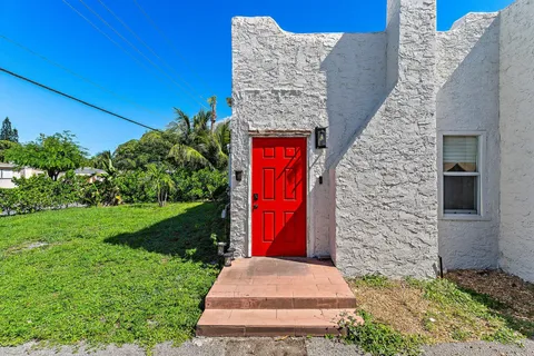 $399,900 | 120 Northwest 4th Avenue, Boynton Beach, FL 33435