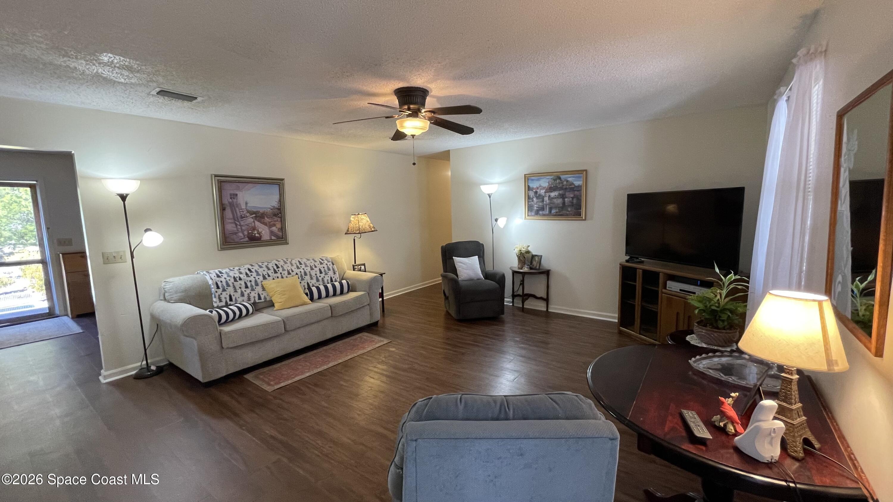 54312 Dornbush Road Callahan, FL 32011 - Photo 28 of 88 Family room