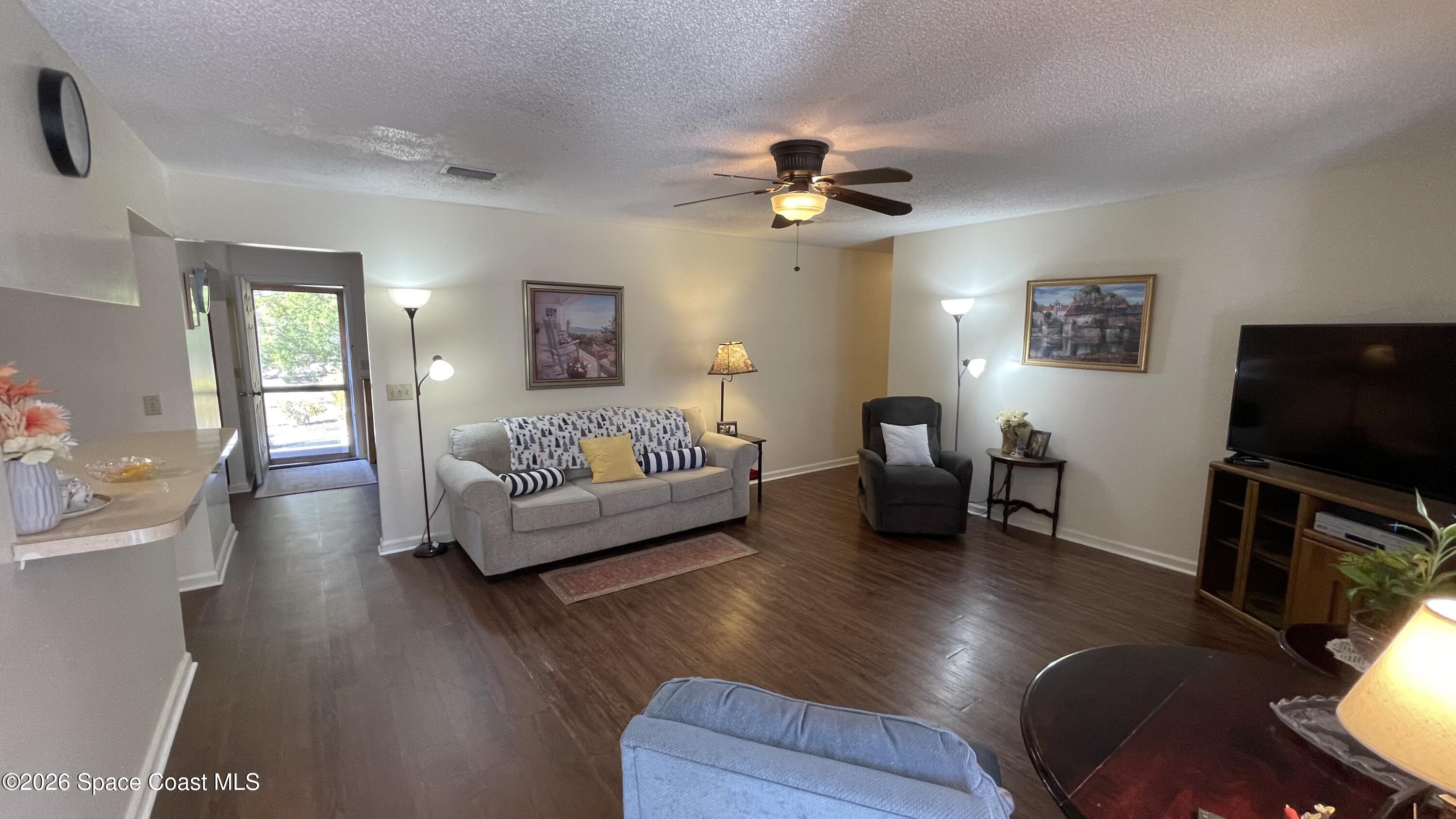 54312 Dornbush Road Callahan, FL 32011 - Photo 9 of 88 Family room