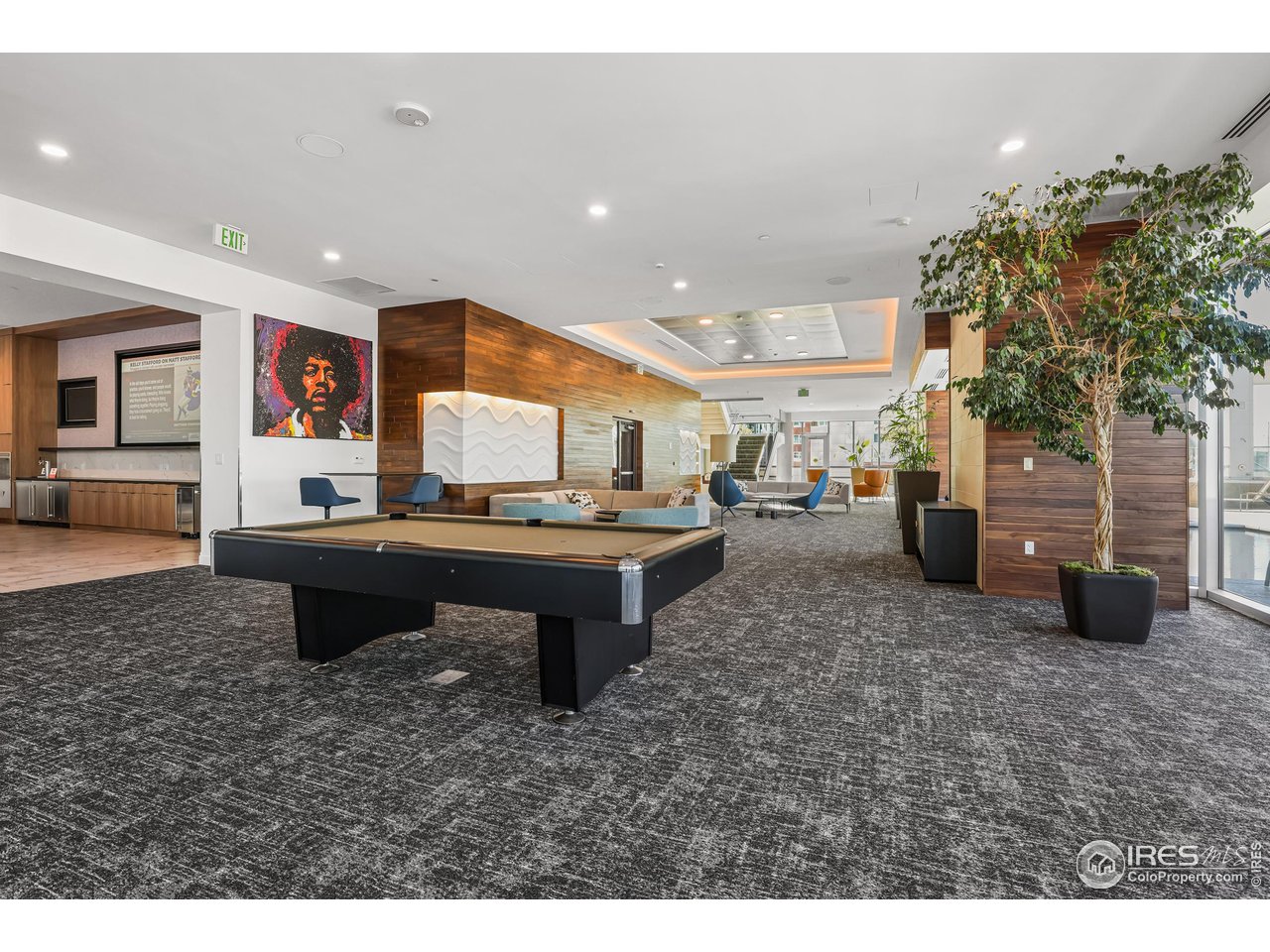 891 14th Street, Unit 1111 Denver, CO 80202 - Photo 24 of 38 a living room with furniture and a potted plant