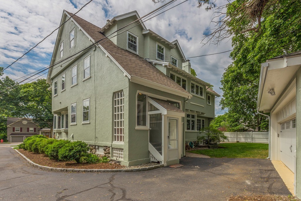 35 Everett Avenue Winchester, MA 01890 - Photo 25 of 30