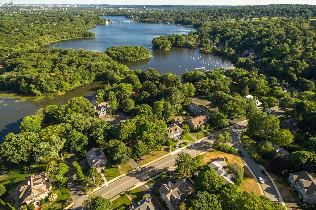 35 Everett Avenue Winchester, MA 01890 - Photo 30 of 30