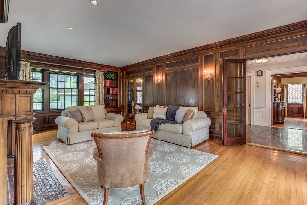 35 Everett Avenue Winchester, MA 01890 - Photo 6 of 30