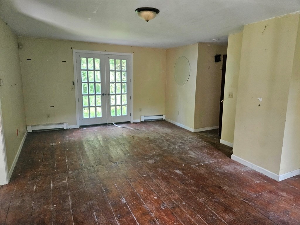 27 Prentice Place Becket, MA 01223 - Photo 10 of 19