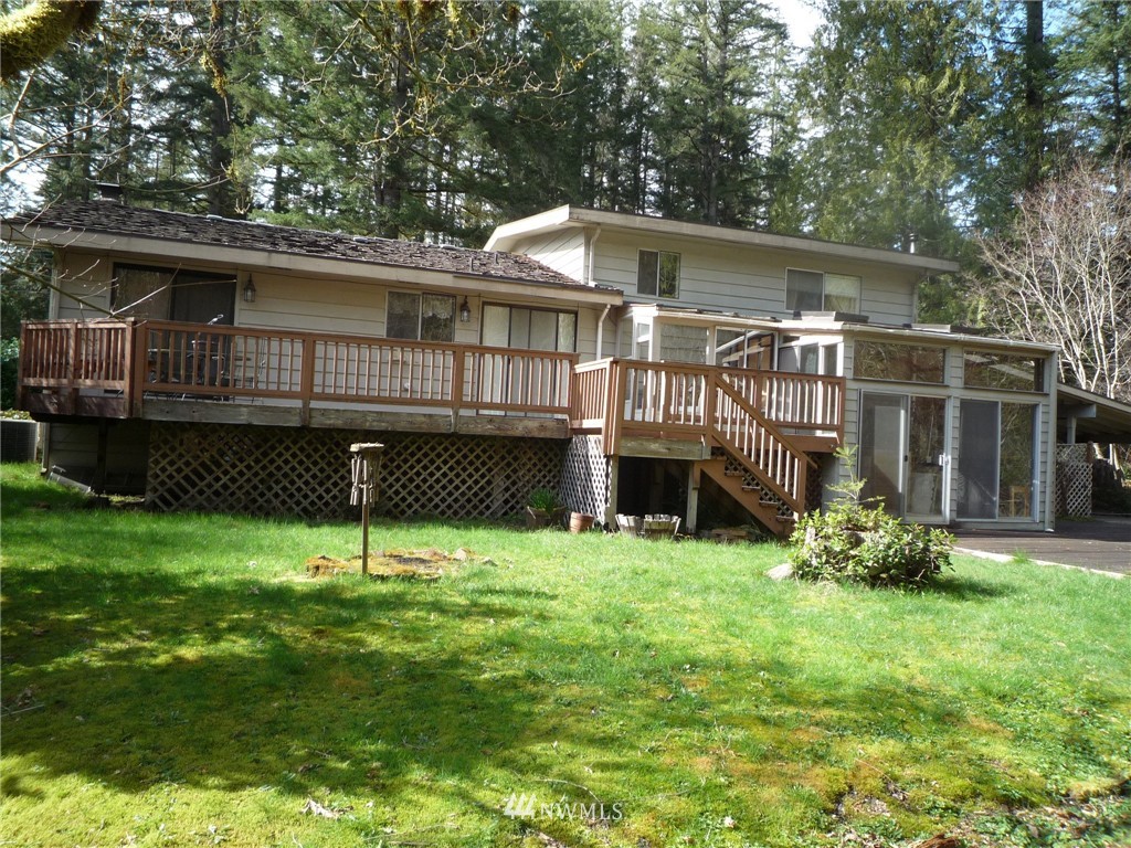10516 Kelly Road Northeast Carnation, WA 98014 - Photo 3 of 25 Gallery Image 3