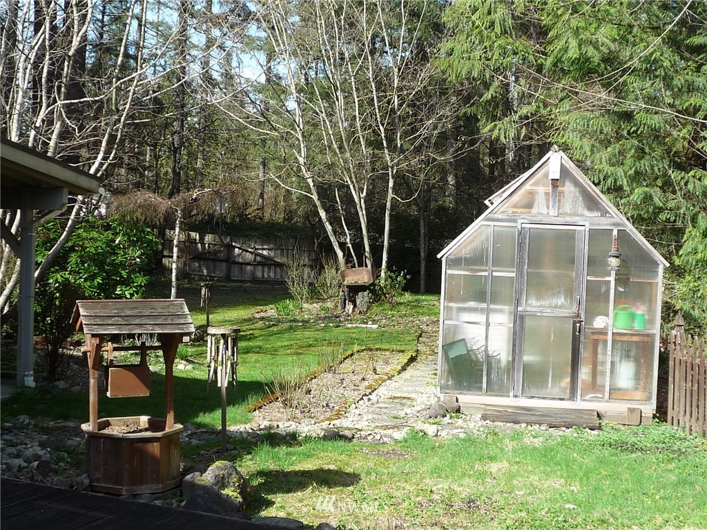 10516 Kelly Road Northeast Carnation, WA 98014 - Photo 23 of 25 Gallery Image 23