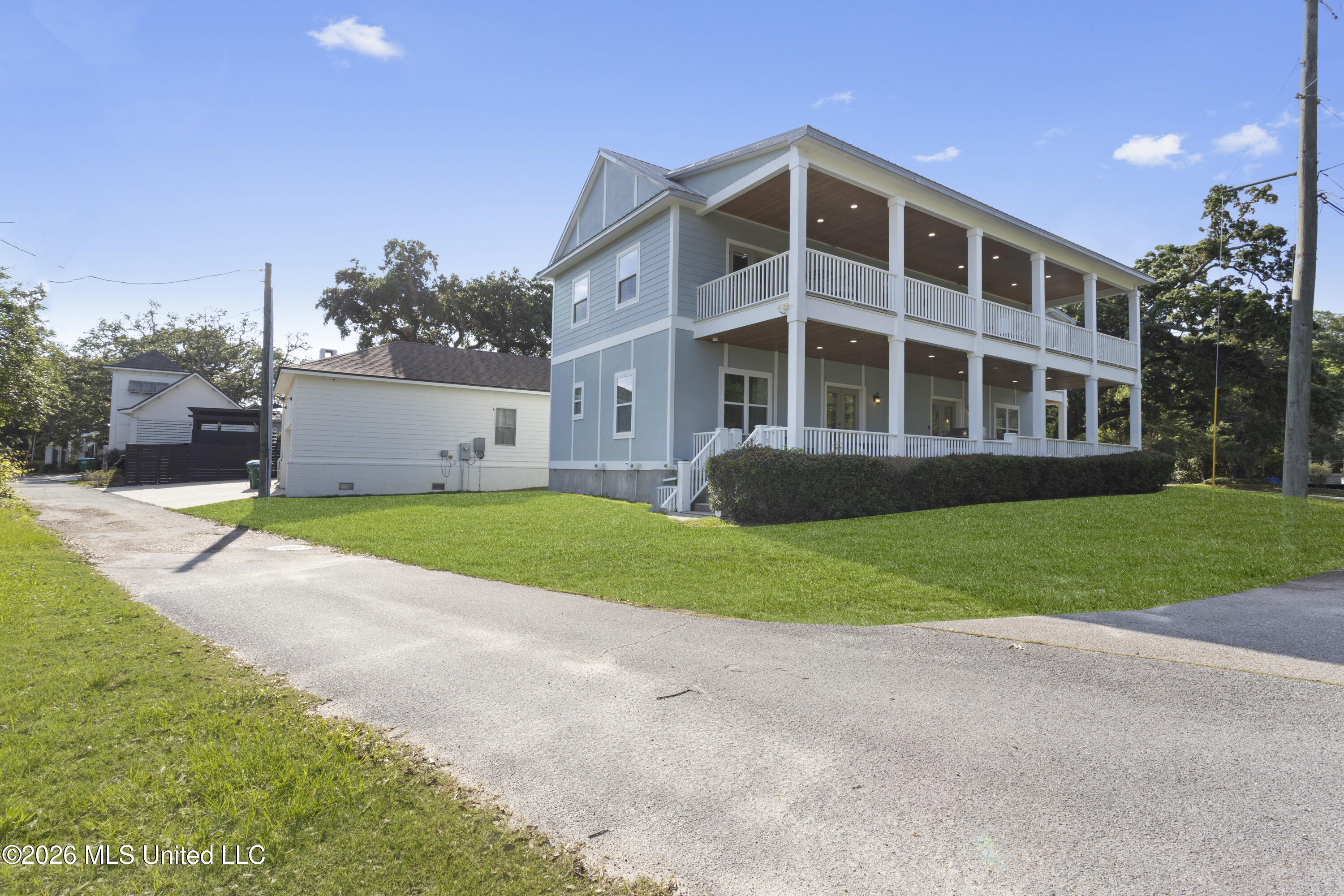 631 2nd Street Gulfport, MS 39501 - Photo 5 of 54 00005