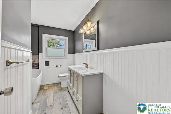 $549,900 | 1320 Little Lehigh Drive South, Emmaus, PA 18049