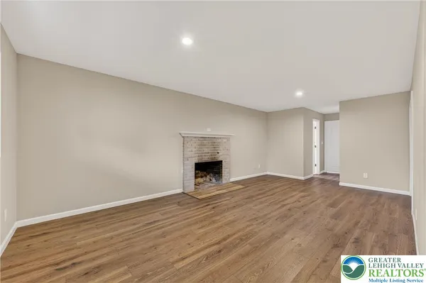 $549,900 | 1320 Little Lehigh Drive South, Emmaus, PA 18049