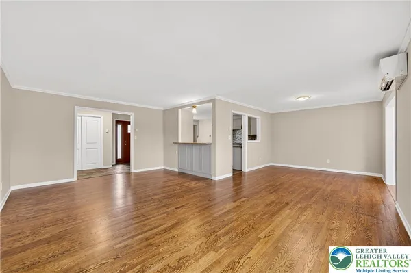 $549,900 | 1320 Little Lehigh Drive South, Emmaus, PA 18049