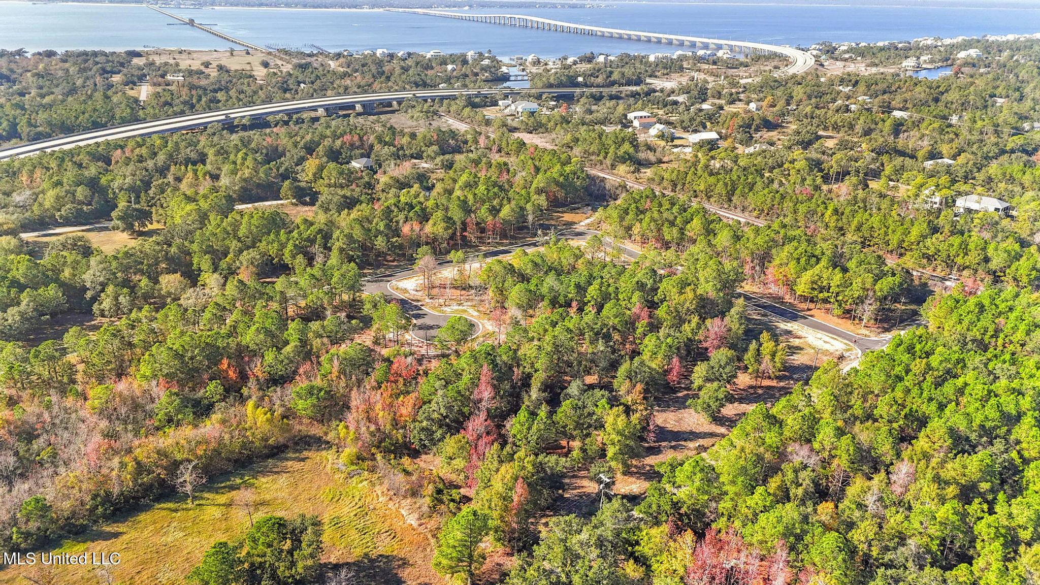 140 Live Oak Way Pass Christian, MS 39571 - Photo 5 of 9 010