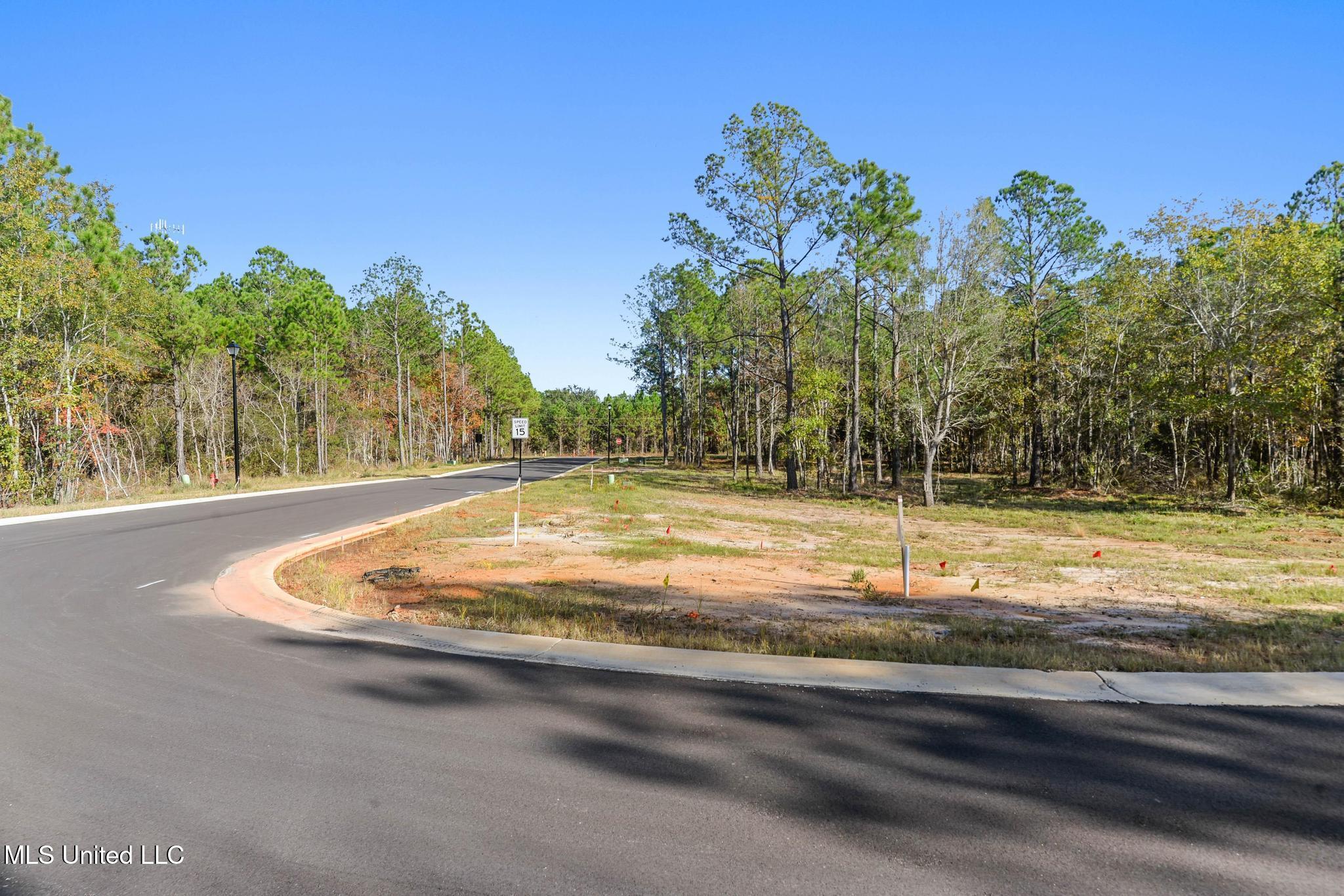 140 Live Oak Way Pass Christian, MS 39571 - Photo 9 of 9 041