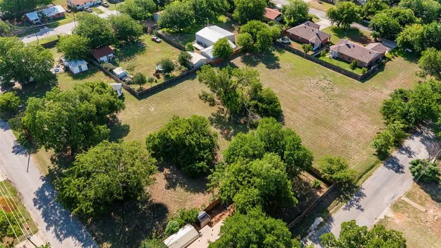 $850,000 | 1280 Cage Street, Unit A, Stephenville, TX 76401