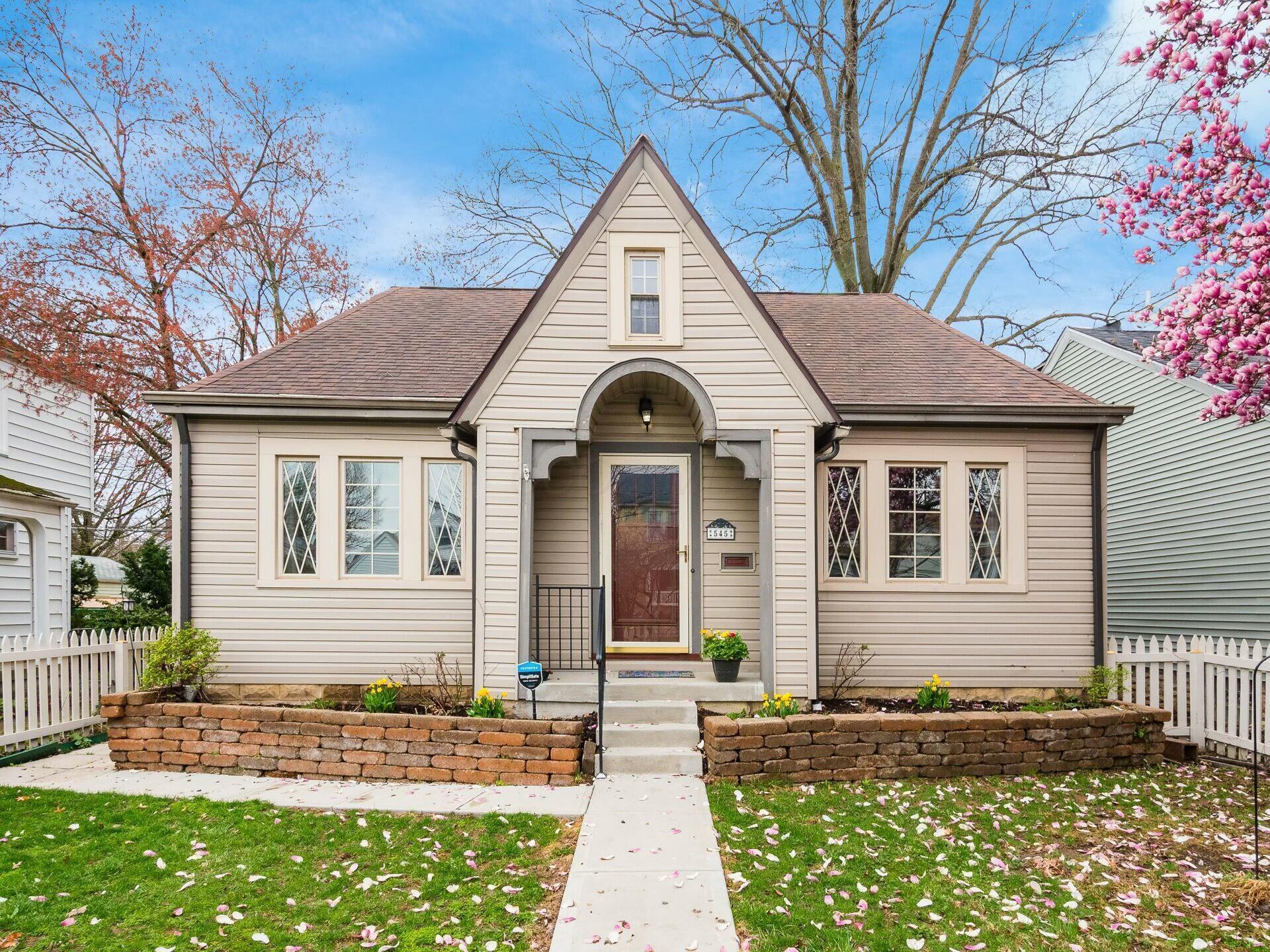 545 Tibet Road Columbus, OH 43202 - Photo 4 of 46 tempImagePx21CF