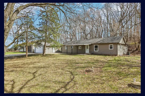 $349,900 | 5040 Crestview Road, Marshall, WI 53559