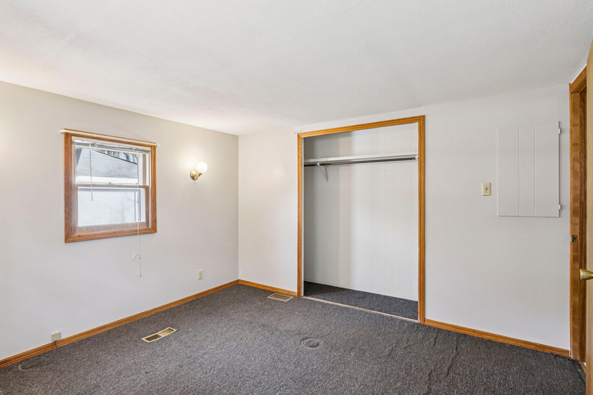 5040 Crestview Road Marshall, WI 53559 - Photo 17 of 42 15