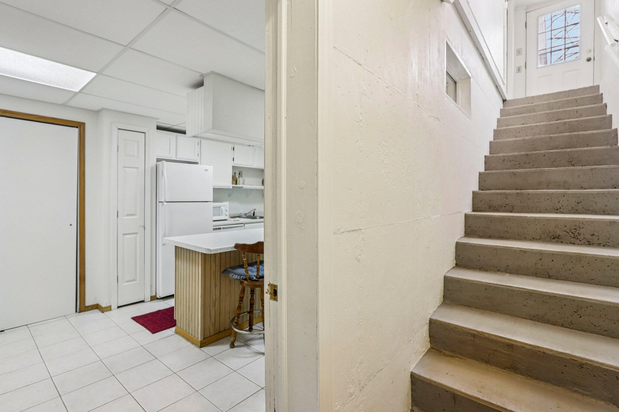 5040 Crestview Road Marshall, WI 53559 - Photo 23 of 42 21