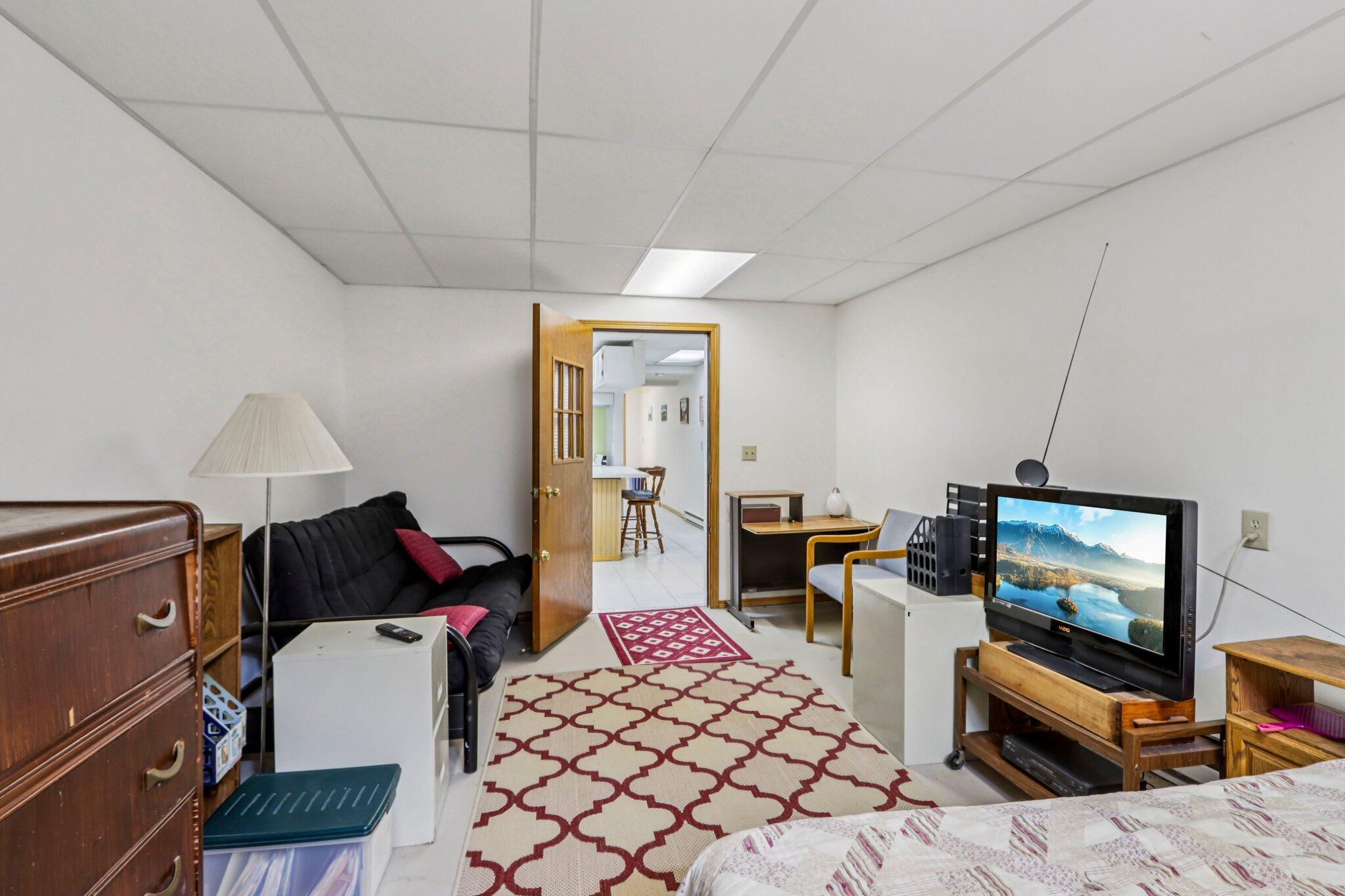 5040 Crestview Road Marshall, WI 53559 - Photo 30 of 42 28