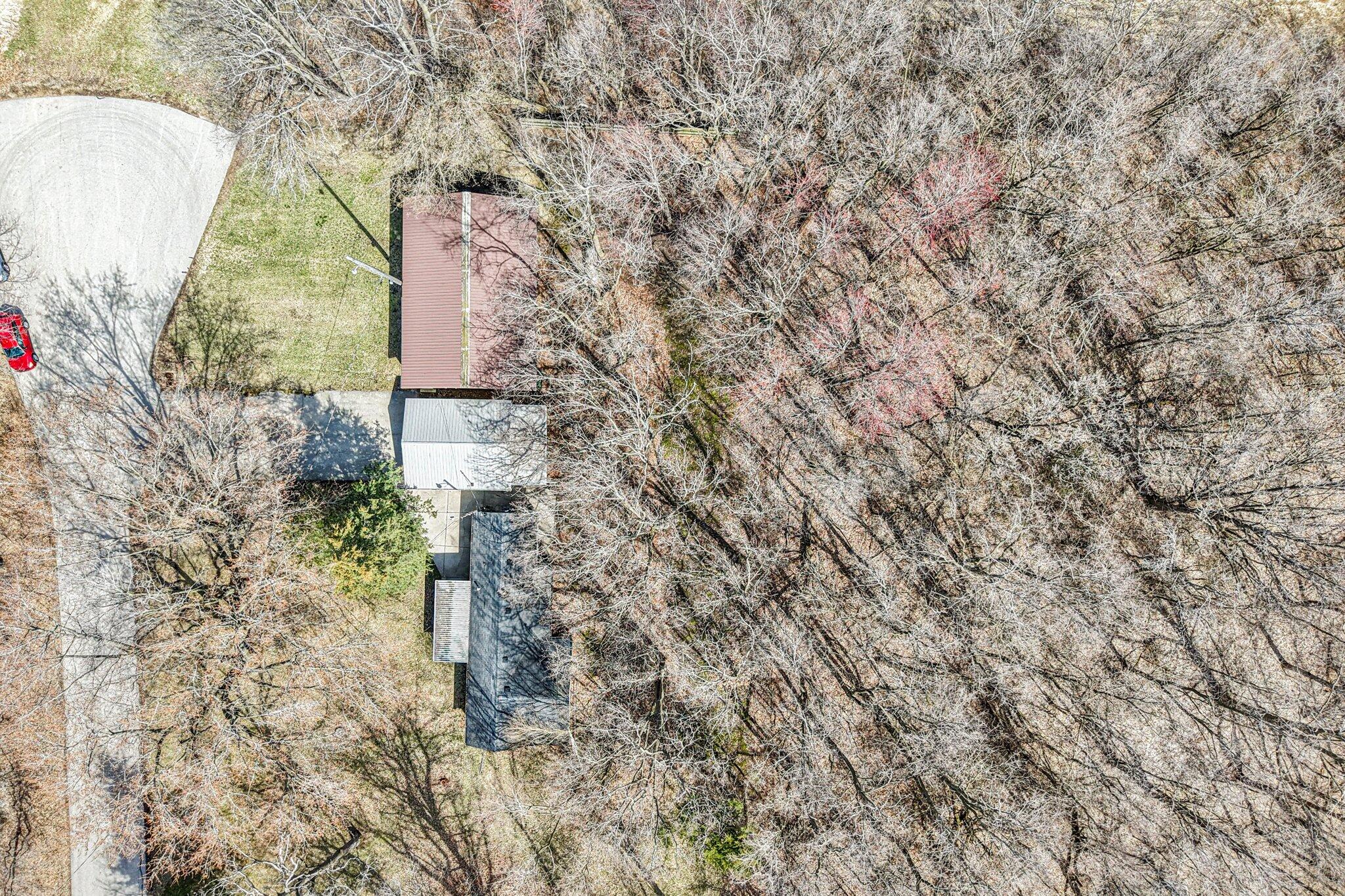 5040 Crestview Road Marshall, WI 53559 - Photo 38 of 42 37