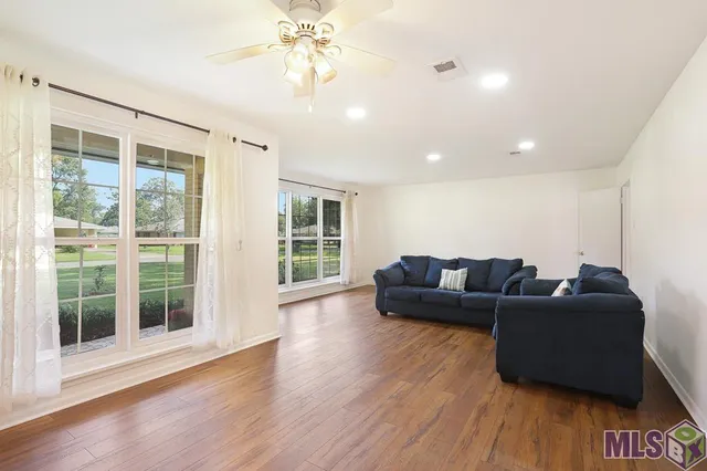 $245,000 | 9820 Van Drive, Baton Rouge, LA 70815
