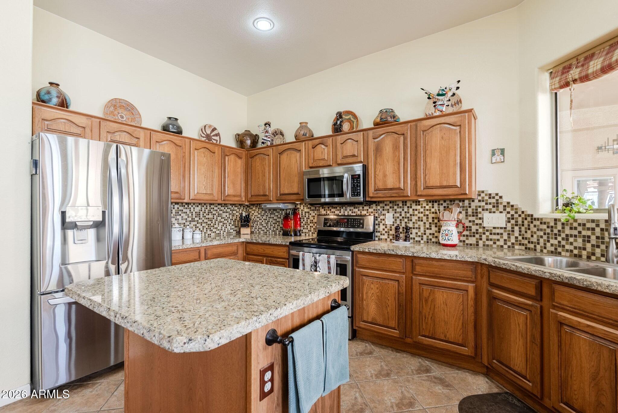 37809 North 9th Place Phoenix, AZ 85086 - Photo 17 of 79 016_Kitchen