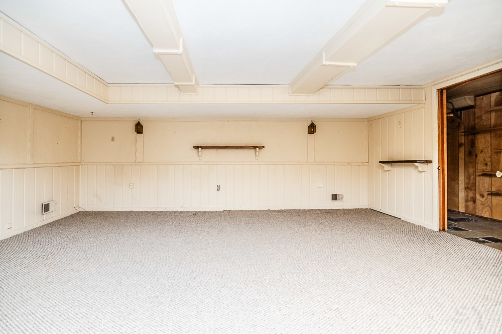 402 Longcommon Road Riverside, IL 60546 - Photo 36 of 48 a view of a kitchen
