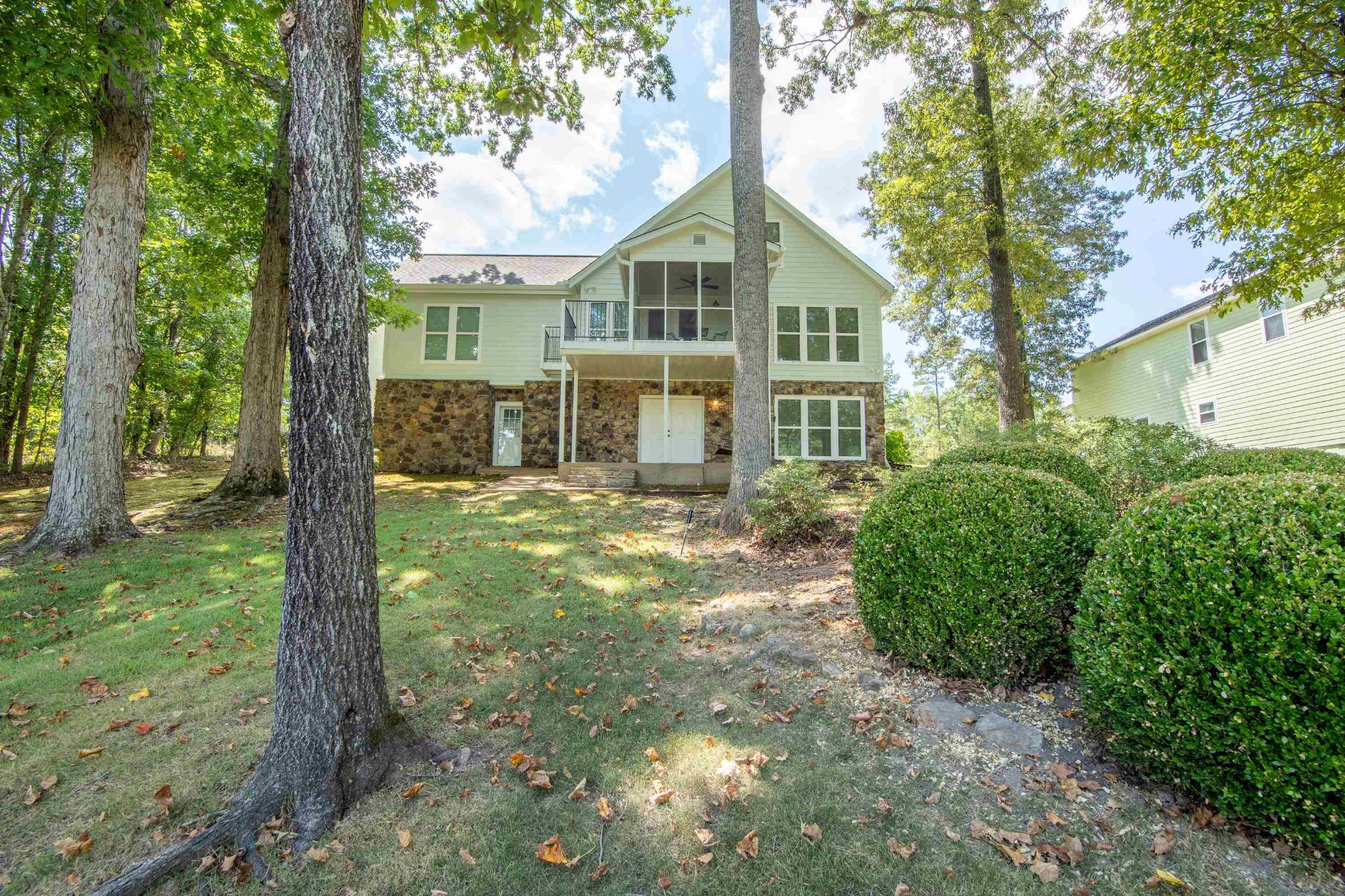100 Vantage Pointe Counce, TN 38326 - Photo 29 of 33 a front view of a house with garden