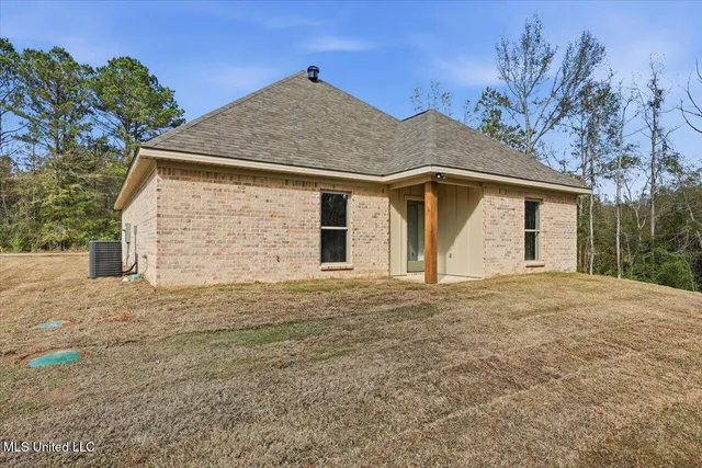 $249,900 | 269 Smith Drive, Mendenhall, MS 39114