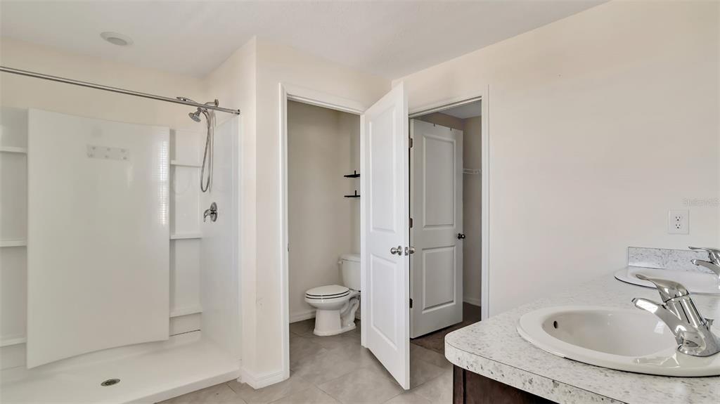 16636 Windmill Forge Pass Wimauma, FL 33598 - Photo 3 of 23