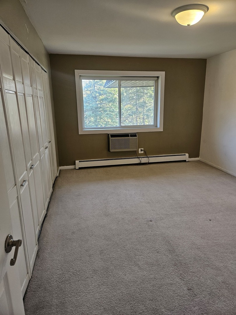 2226 South Goebbert Road, Unit 473 Arlington Heights, IL 60005 - Photo 6 of 15