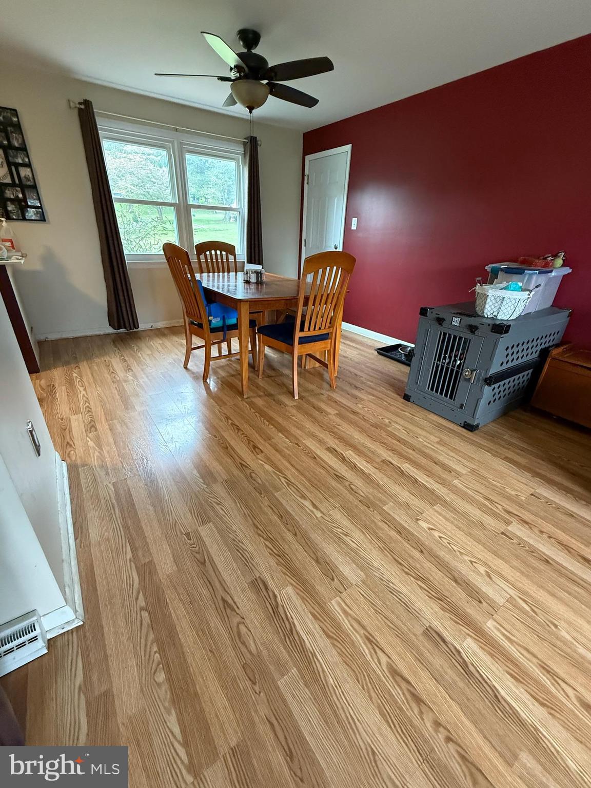 440 Scotland Road Quarryville, PA 17566 - Photo 20 of 35 a dining room with furniture a chandelier and wooden floor