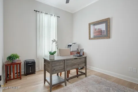 $362,500 | 104 Oak Village Drive, Scott, LA 70583