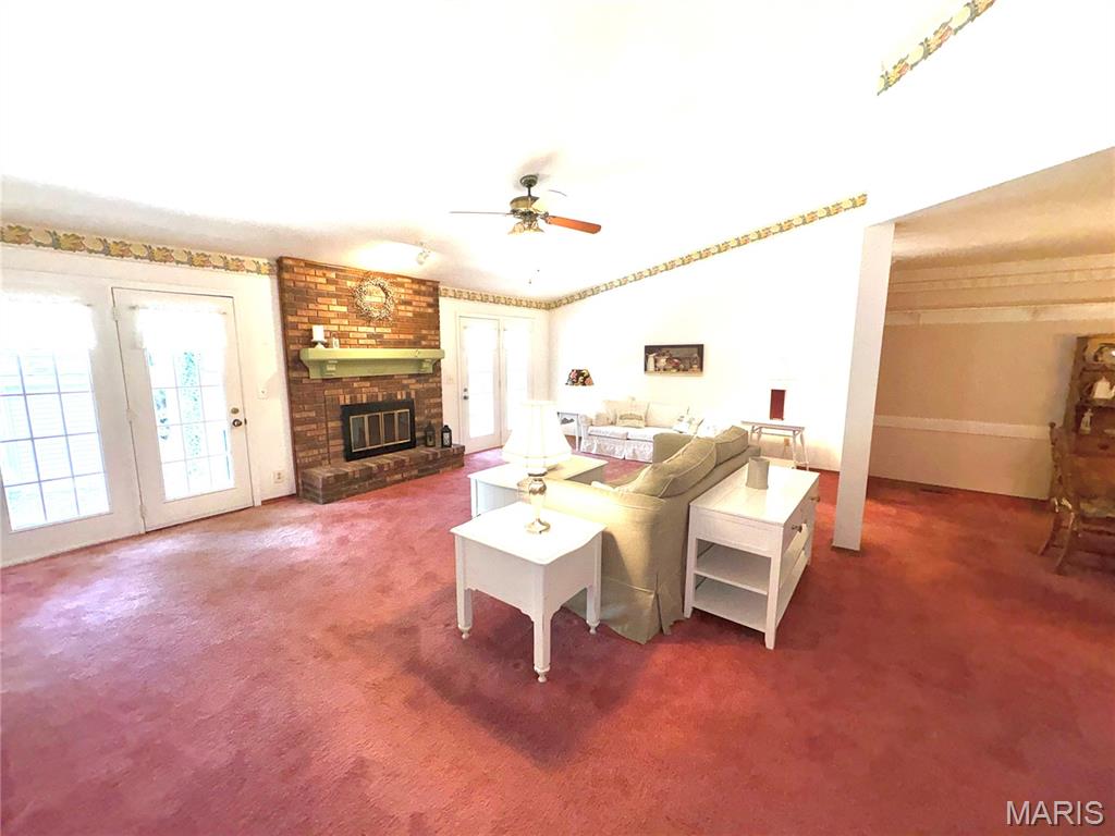 15803 Harris Ridge Court Chesterfield, MO 63017 - Photo 10 of 55